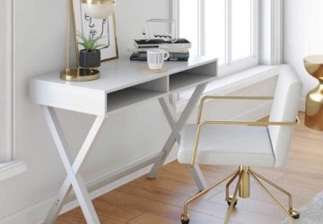 7 Feminine Desks for Women Who Work From Home in Small Spaces plus 5 Free Boss Babe Printables to update your desk and office decor in style. | Click through to snag the perfect desk for your home office now.