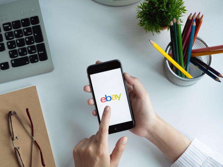 eBay - 5 fashion apps to make extra money online - side hustle ideas - the bed head society 
